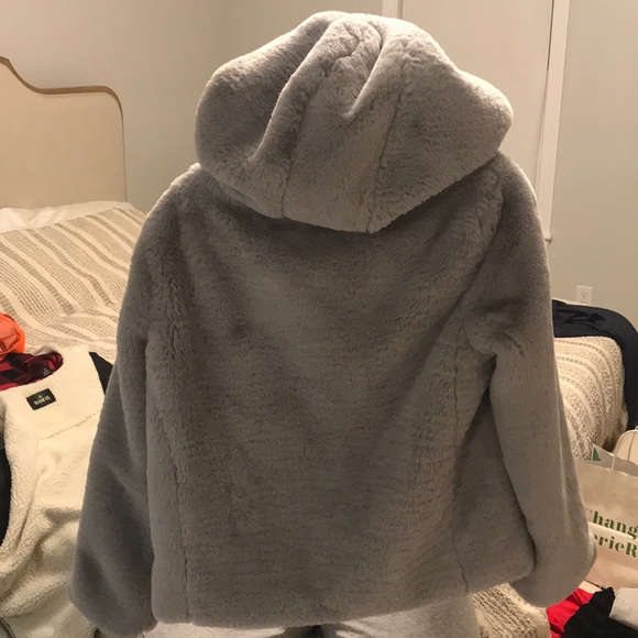 Faux Fur Hooded Jacket NWT - Picture 4 of 4